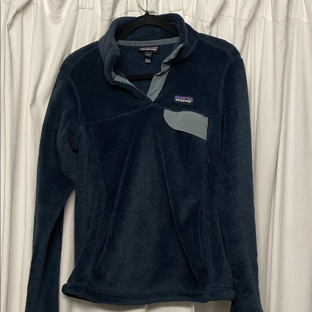 Patagonia Dark Navy Blue Fleece with Sage Accent, with Kangaroo Pocket